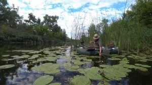 КРУПНЫЙ КАРАСЬ, ЛЕЩ, ПЛОТВА НА ПОПЛАВОК!! РЫБАЛКА ЛЕТОМ НА МАЛОЙ РЕКЕ