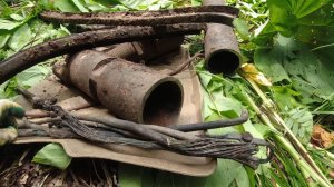 Нашёл следы столетней узкоколейки и фрагменты рельс на старой каменоломне!