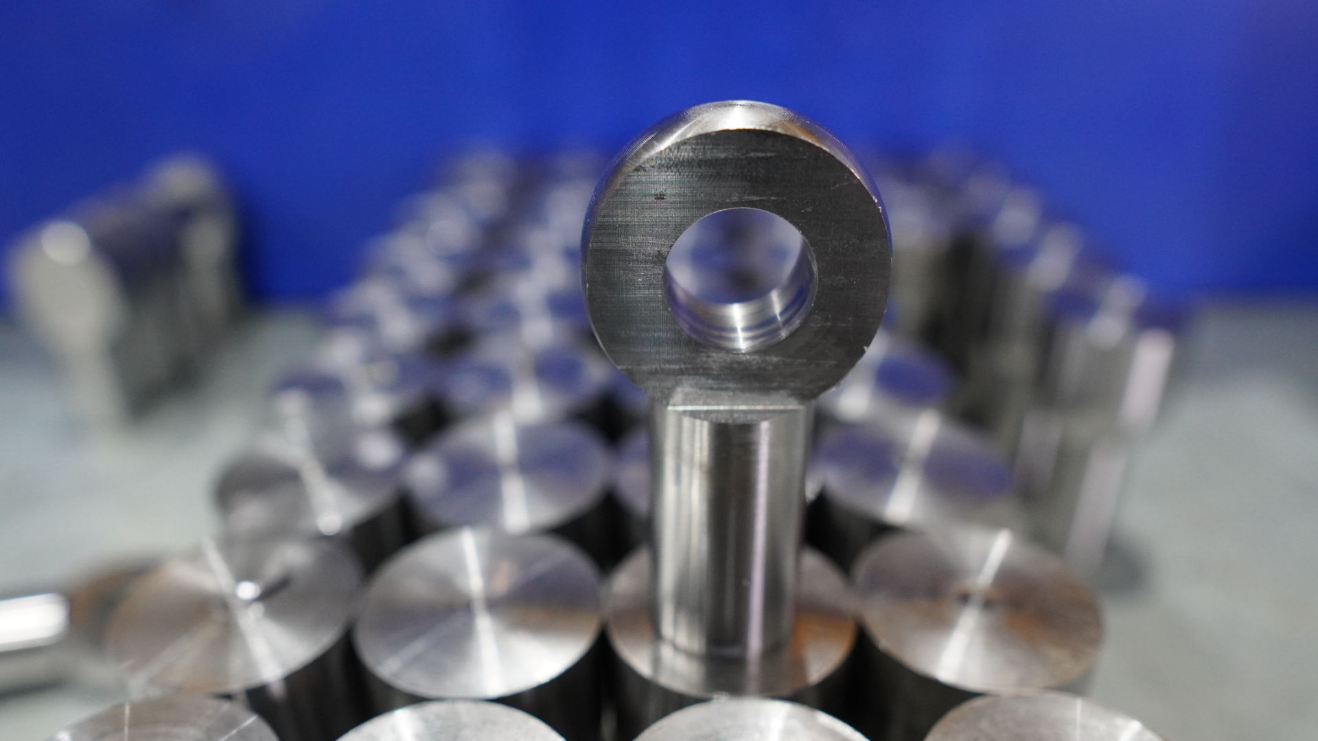 Фрезерую проушину на токарном ЧПУ. смотреть онлайн