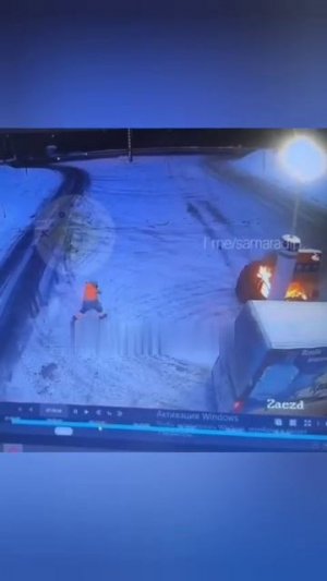 Настоящий блок Бастер заснял в Самаре мужчину, специально поджёг собственную машину, после чего врез