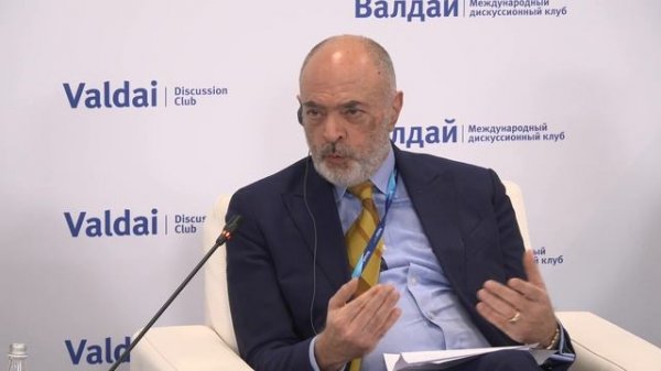 Политические системы в условиях мировой нестабильности и кризиса общественного доверия