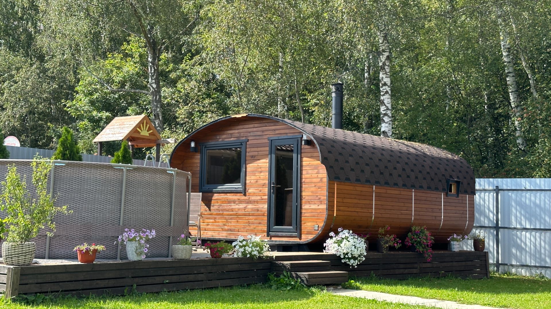 Эта баня сводит с ума! Что за печь??? Баня-бочка под ключ спустя 1 год смотреть онлайн