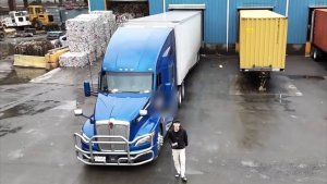 noname_trucker | РАБОТА НА ТРАКЕ В США. ВЕЗУ МУСОР. СТОПНУЛИ КОПЫ