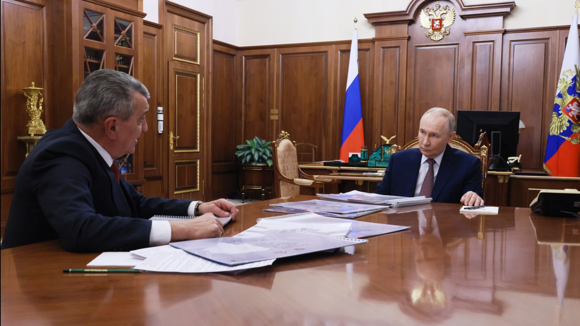 Владимир Путин Встреча с главой Республики Северная Осетия – Алания Сергеем Меняйло, 11 февраля 2026 смотреть онлайн