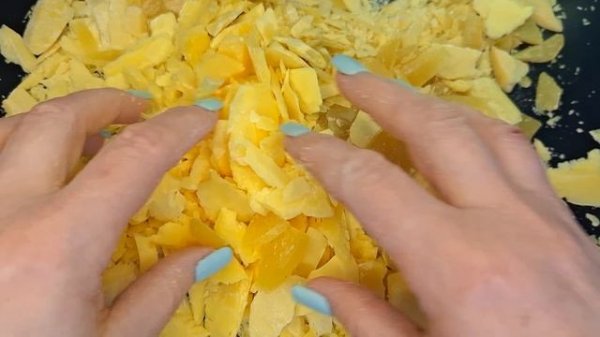 🔪Резка жёлтого мыла🔪
🔪Cutting yellow soap🔪