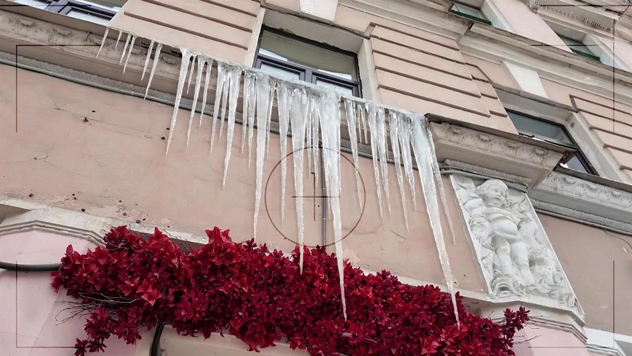 В Санкт-Петербурге для борьбы с сосульками применили искусственный интеллект. смотреть онлайн