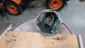 Мини погрузчик своими руками, переворачивать или не переворачивать редуктор моста.