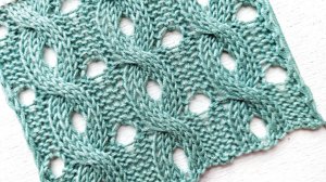 Замечательный узор со жгутами и дырочками для вязания кардигана, топа ⭐ Схема