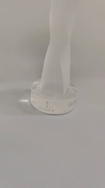 Кубок из матированного стекла на витом постаменте. Эксклюзив. Сделано vetro.ru.com