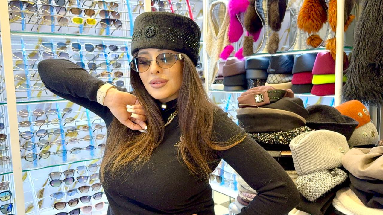 Садовод Головные уборы и солнцезащитные очки у Анны Весна 2026 Новинки смотреть онлайн