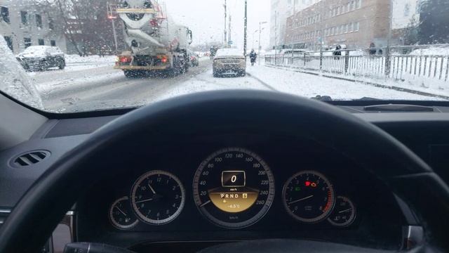 Мерседес Е200 не заводится и глохнет на ходу