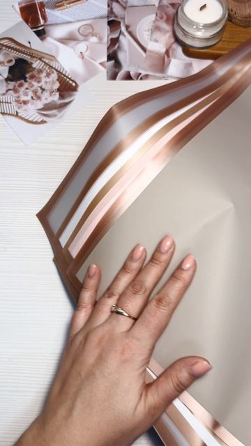 Распаковка, пленка для оформления букета в руку. Сборка букета в руку из мыльных тюльпанов смотреть онлайн