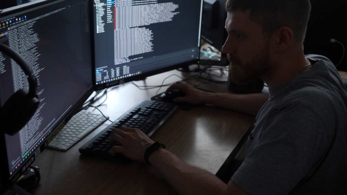 День безопасного интернета: что предпринимают в России для защиты в Сети смотреть онлайн