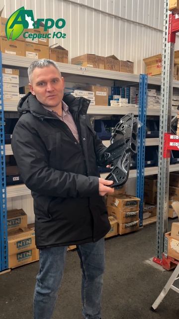 В наличии кожухи сошника #N282312 #N282313 Для техники #JohnDeere