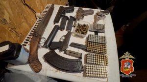 В Подмосковье задержан подозреваемый в сбыте наркотиков и хранении оружия