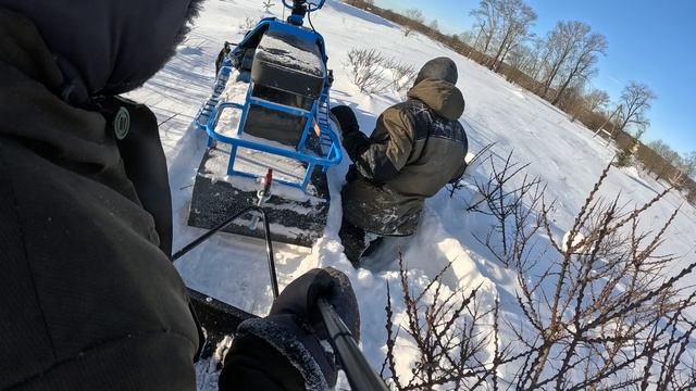 Вдвоем по глубокому снегу на снегоходе Альбатрос! смотреть онлайн