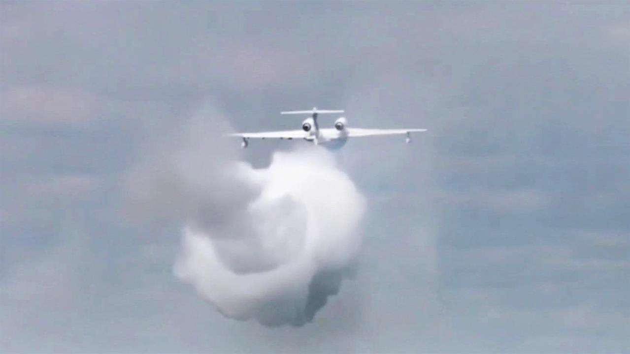 Сотрудники МЧС России в 2025 году ликвидировали последствия более 260 чрезвычайных ситуаций. смотреть онлайн