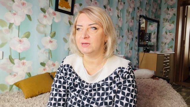 Влог/Я зависимая/Без сценария/Простой и вкусный салат смотреть онлайн