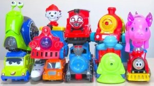 Вставьте батарейки в игрушки 6