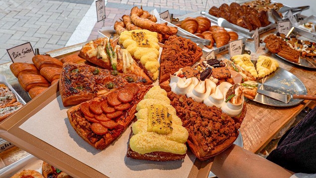 От эффектных клюквенных пирогов до круассанов! Корея смотреть онлайн