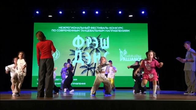 Не бойся быть собой — это твоя суперсила! Дети. Танцы. Музыка. Развитие. смотреть онлайн