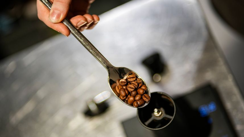 Торговля не по правилам: почти весь кофе в России продают с нарушениями смотреть онлайн