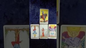 Таро расклад для Овнов на март 2026 года