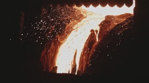 В электросталеплавильном цехе ОЭМК за месяц выплавили свыше 314 тысяч тонн стали