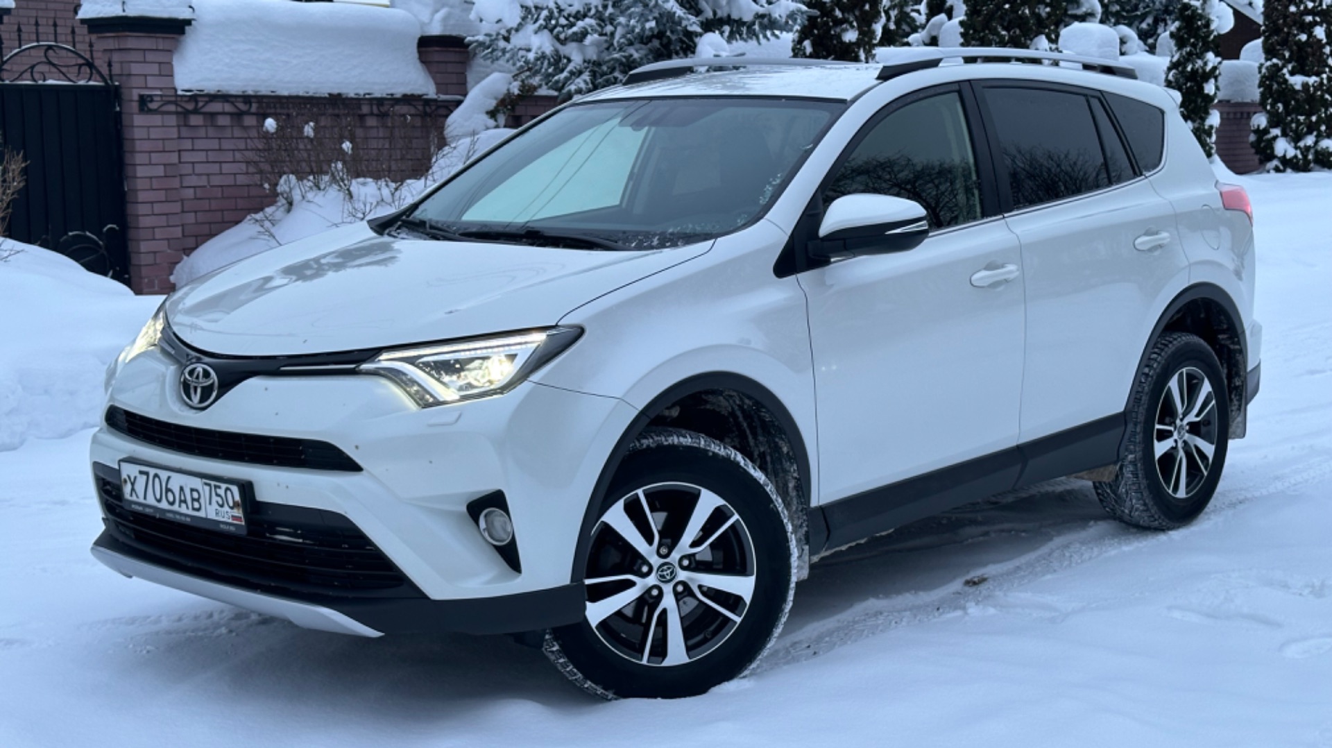 IMG_4379 смотреть онлайн