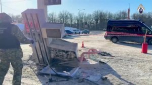 Мужчина въехал на горящей машине в автозаправку в Самарской области