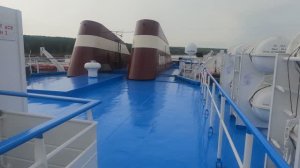 Верхняя палуба теплохода Максим Горький