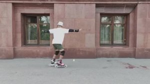 RollerPRoPelleR | Прыжок 360 на роликах