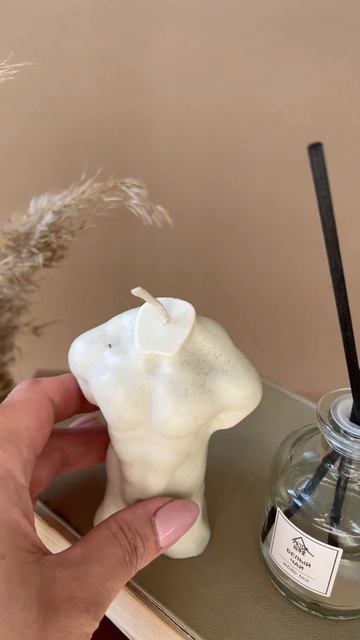 Свеча Мужской торс - идиальный подарок на 23 февраля