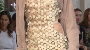 Показ женской коллекции Alberta Ferretti весна-лето 2018