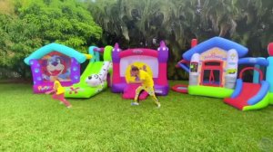 Nastya invited friends to the Playdate