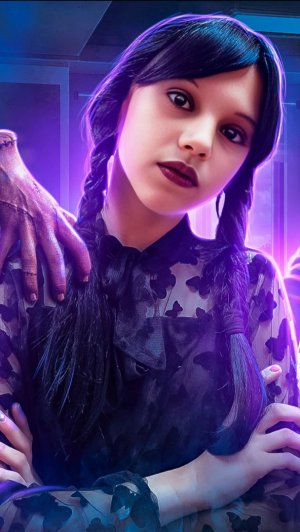 Уэндсдей Аддамс у нас в школе😱 #школа #wednesday #уэндсдэй