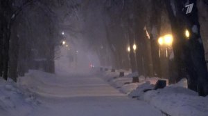 Мощный снегопад обрушился на московский регион.