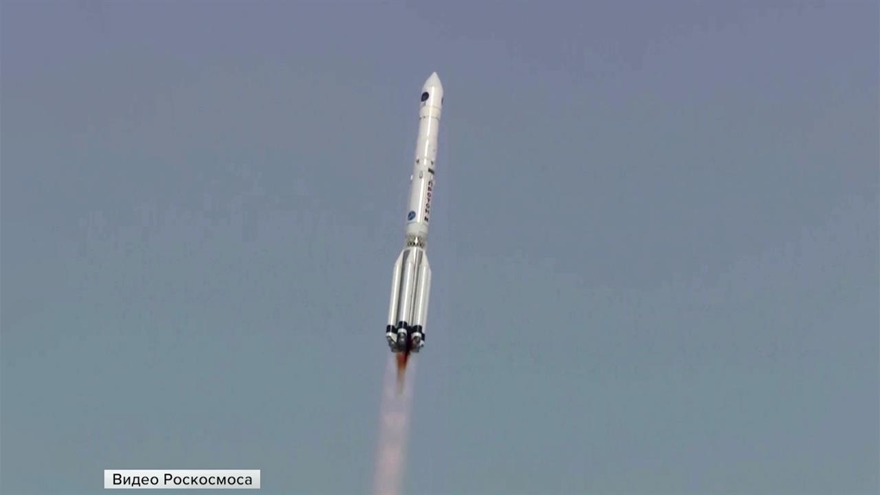 Ракета-носитель "Протон-М" успешно вывела на орбиту метеоспутник "Электро-Л". смотреть онлайн