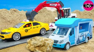 Мультик про машинки. Залипательное видео для детей. Игрушки, куклы, машинки. ASMR АСМР