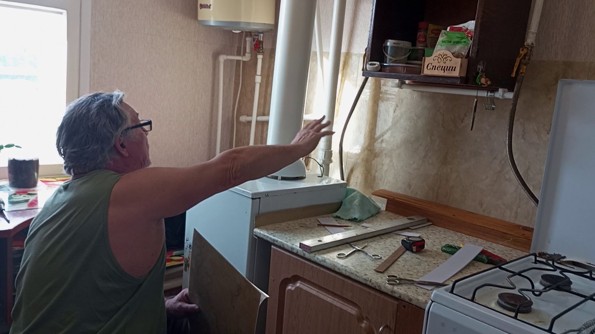 МУЖ НЕРВНИЧАЕТ, РЕМОНТ на КУХНЕ. Вот такая жизнь в деревне смотреть онлайн