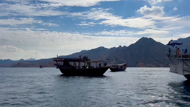 Круиз по Персидскому заливу. Оман. Хасаб. Фьорды.