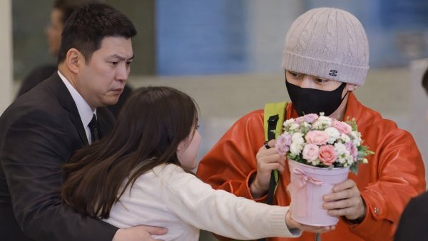 Настоящий шок по прибытии Ким Тэхёна на ICN!