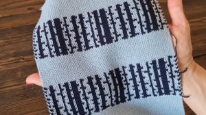 Жаккардовый узор БЕРЕЗКИ / Двойной полный жаккард / Фактура трикотажа из 100% пуховой шерсти