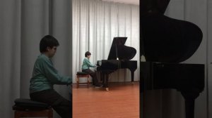 Романенко Алексей 1. В.Калинников «Русское интермеццо». 2. Р.Глиэр «В полях».