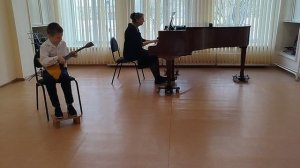 12.02.2026 г. Анников Иван (балалайка), Е.Дербенко "Дорога на Карачев", В.Макарова "Весёлый старт"