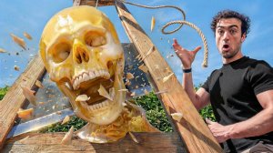 Тайлер Бланшард / Я Проверил Самые Жестокие Наказания За 1000 Лет Истории— Гильотина, Гаррота...