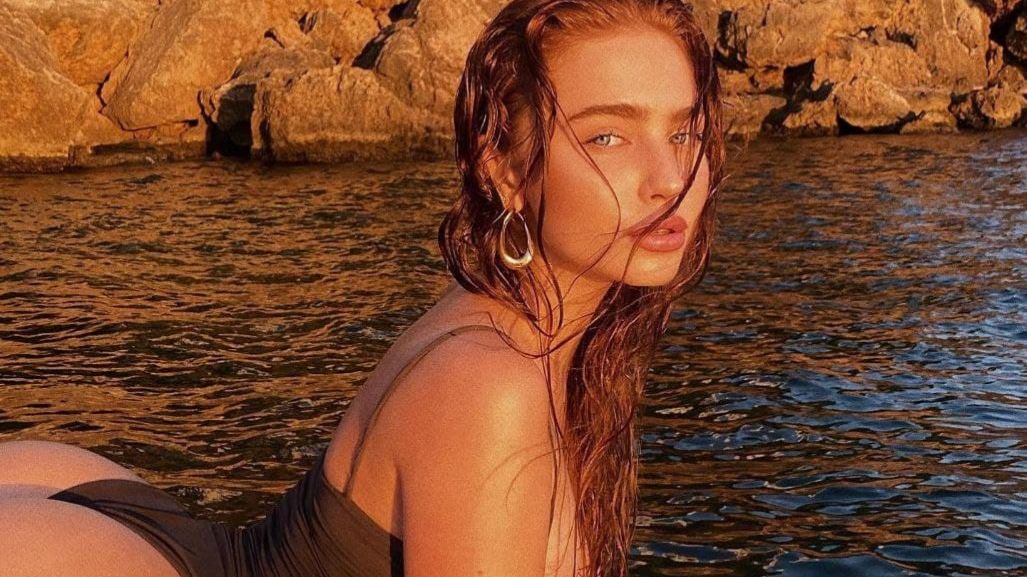 My Bed Is Too Big (Remix 2025) смотреть онлайн