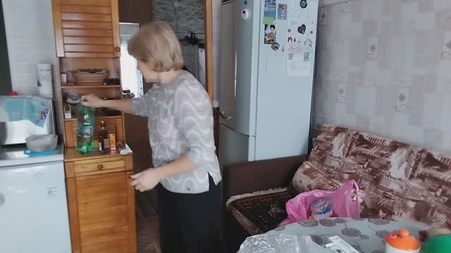 Покупки на каждый день. Из города в деревню. смотреть онлайн