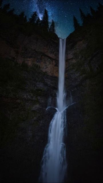 Водопад под звёздным небом #природа #водопад #космос