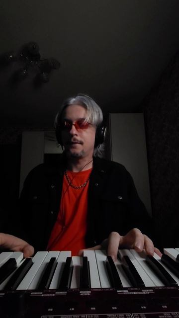 Moby - Why Does My Heart Feel So Bad (Denis Repin Live Cover).mp4